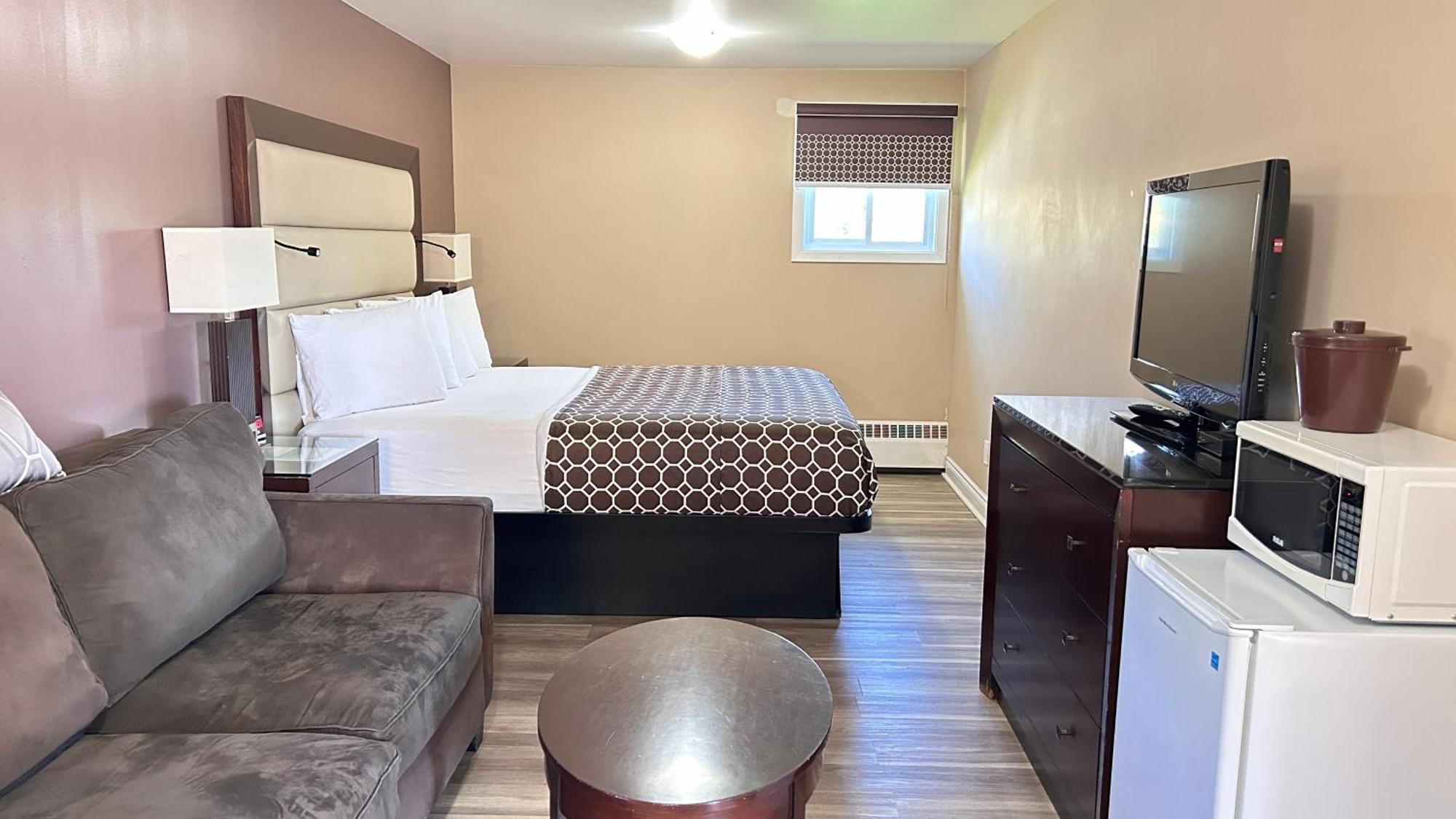 Rogers Motel Smiths Falls Exterior photo